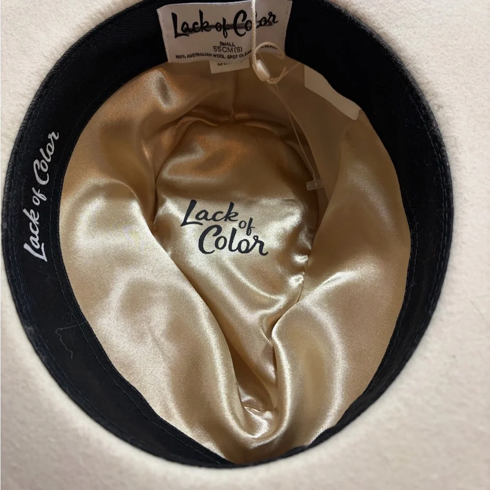 Lack Of Color NWOT White Felt Fedora with Multicolor Scarf Band Size S